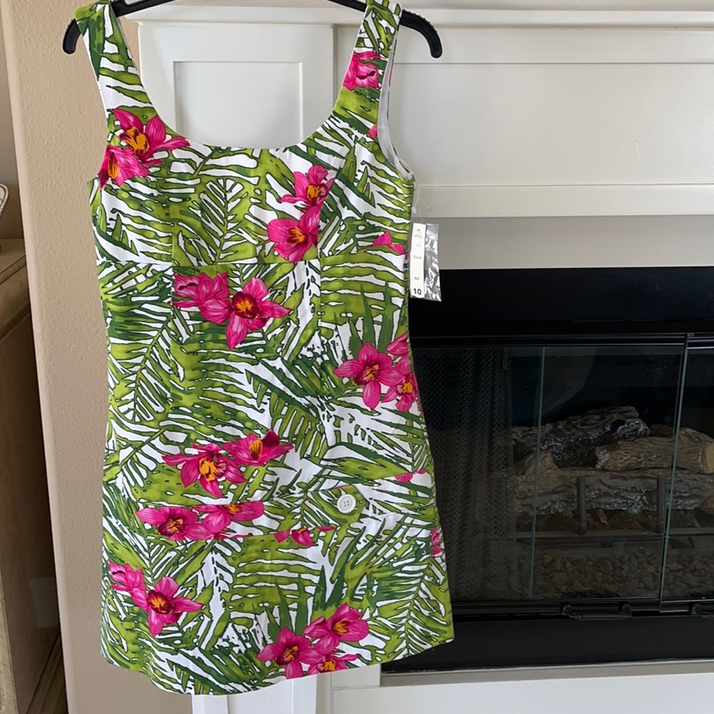 Summer mini dress. Brand is View.